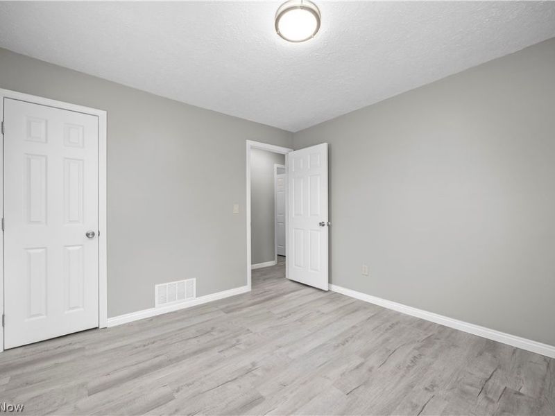 6485 Russia Road, South Amherst, OH 44001 Photo 21