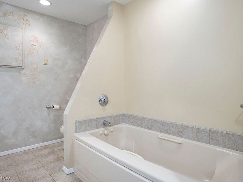 10648 Oak Branch Trail, Strongsville, OH 44149 Photo 39