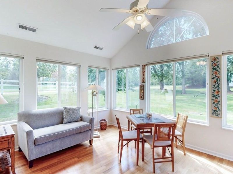 5670 Emerald Ridge, Unit B, Solon, OH 44139 Photo 8