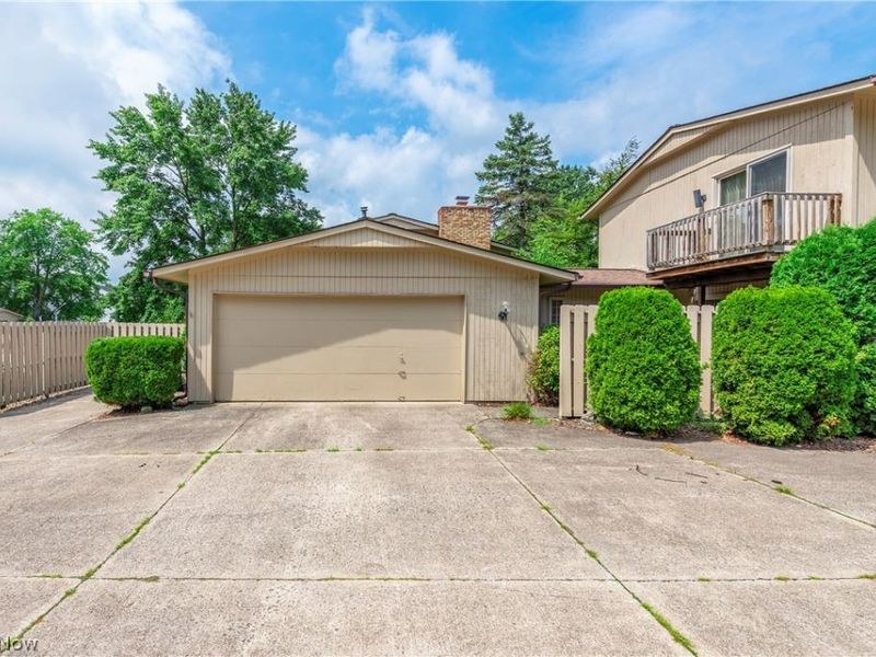 19842 Dell Drive, Unit 7, Strongsville, OH 44149 Photo 35
