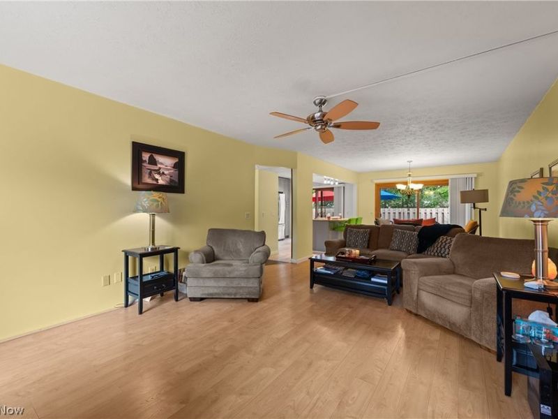 19842 Dell Drive, Unit 7, Strongsville, OH 44149 Photo 6