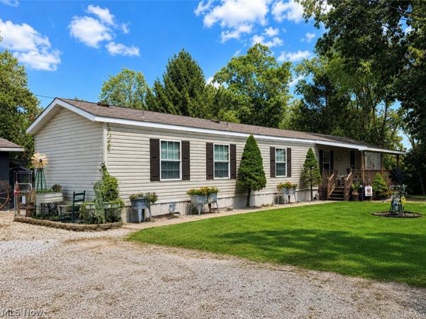 450 Beeman Road , Washington, WV 26181