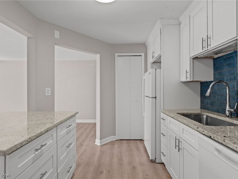 9600 Cove Drive , Unit B6, North Royalton, OH 44133 Photo 22