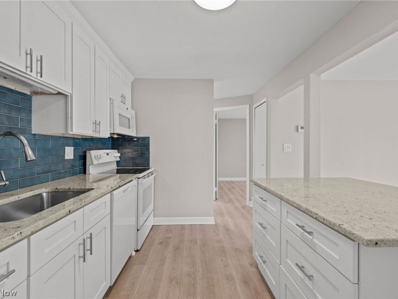 9600 Cove Drive , Unit B6, North Royalton, OH 44133 Photo 25
