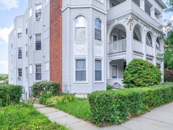178 Lincoln St, Unit A13, Worcester, MA 01605