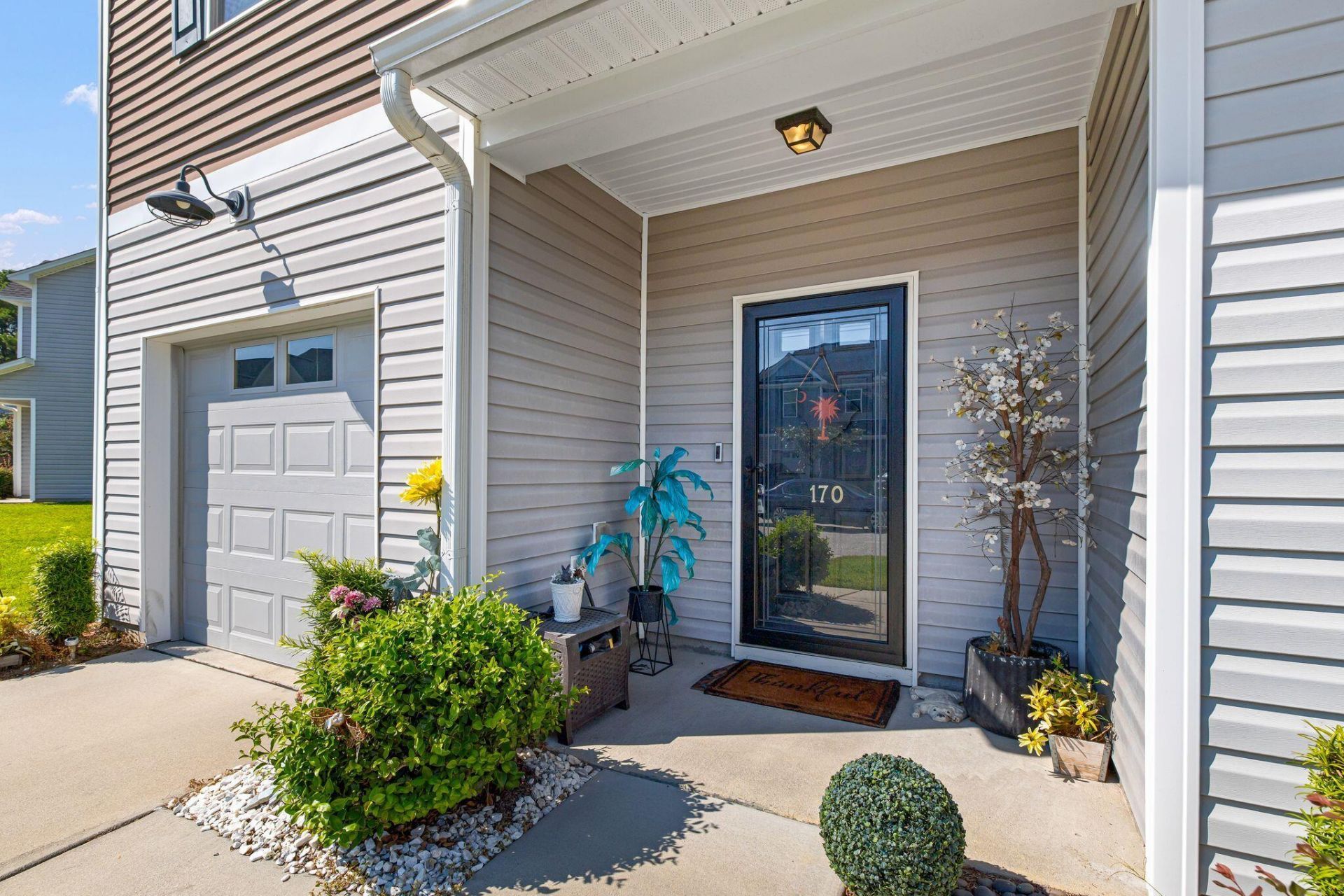 170 Buchanan Circle Photo 4
