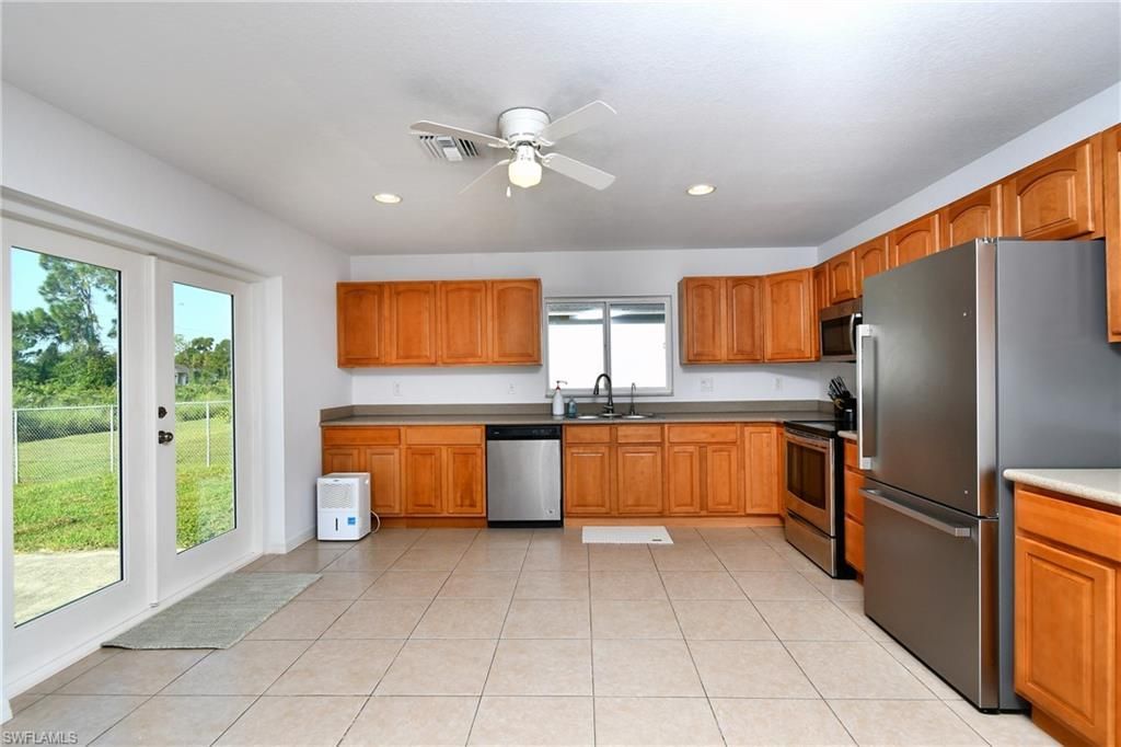 1116 Crestwood St E, Lehigh Acres, FL 33974 Photo