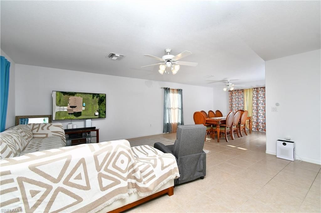 1116 Crestwood St E, Lehigh Acres, FL 33974 Photo