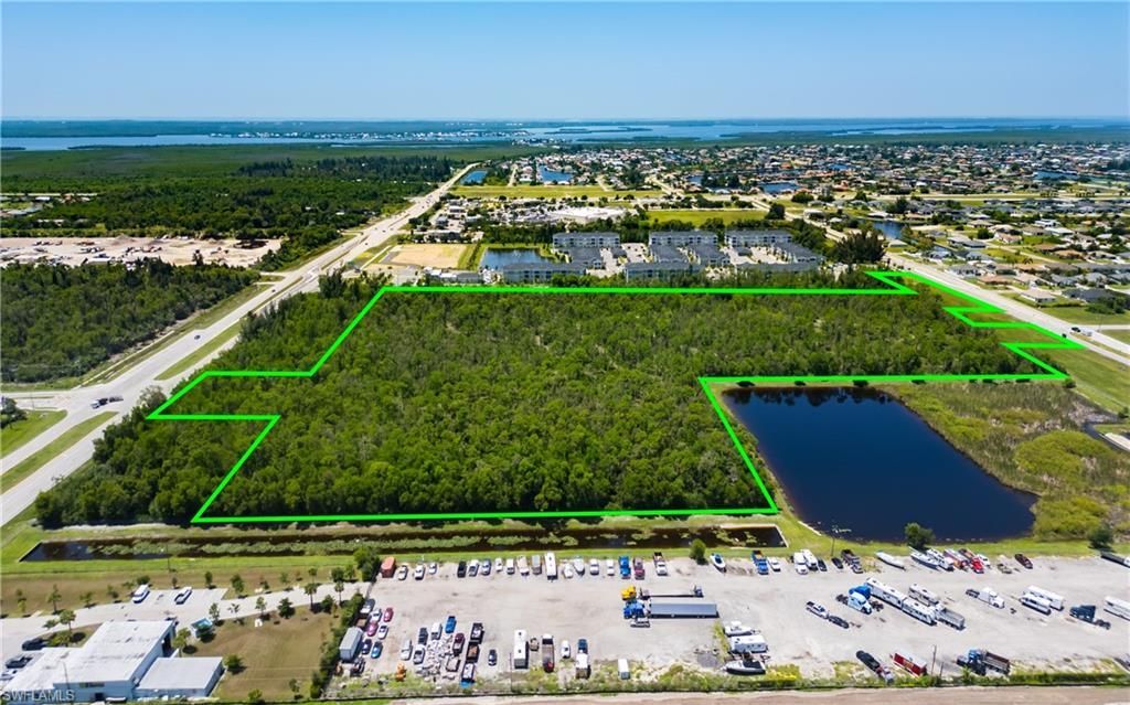 522-594 Atlantica Pines Cir , Cape Coral, FL 33991 Photo