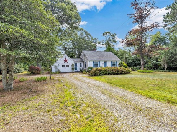 112 Osterville West Barnstable Road, Osterville, MA 02655
