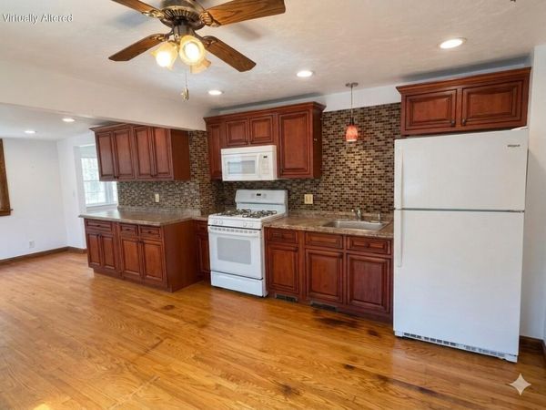 11 Pamet Road , West Yarmouth, MA 02673