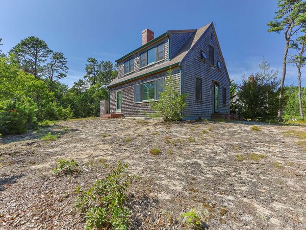 56 Warren Road , Wellfleet, MA 02667