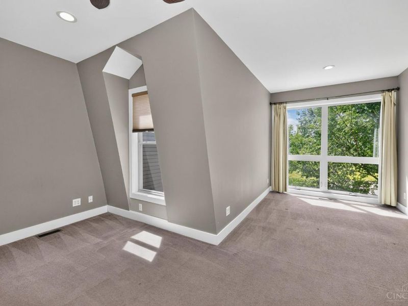 438 Northern Avenue, Cincinnati, OH 45229 Photo 29