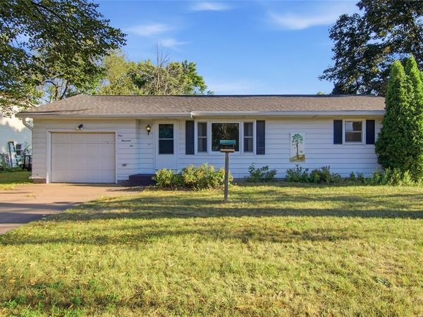 1002 W Spruce Street, Chippewa Falls, WI 54729