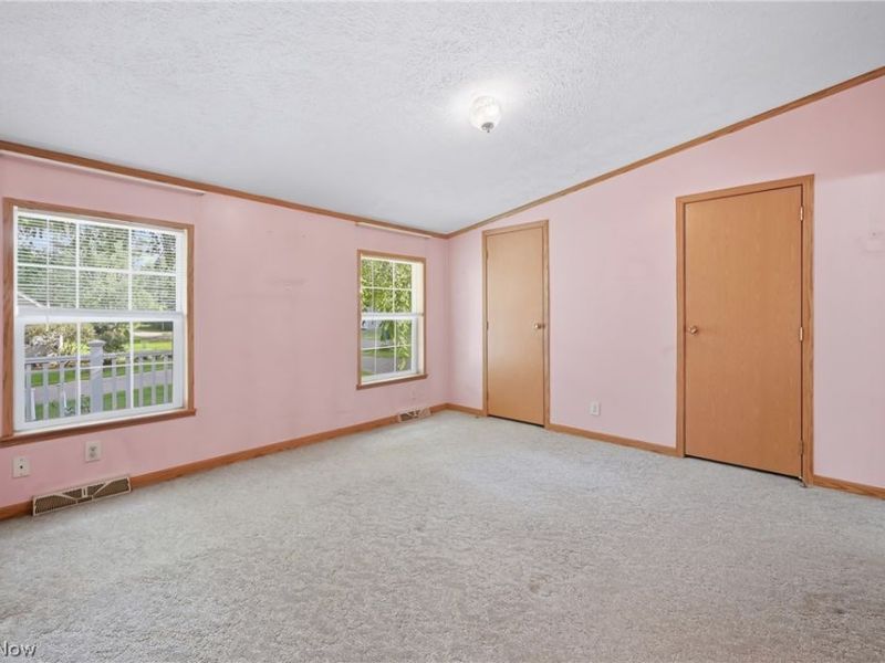 477 Erie Street , Hubbard, OH 44425 Photo 14