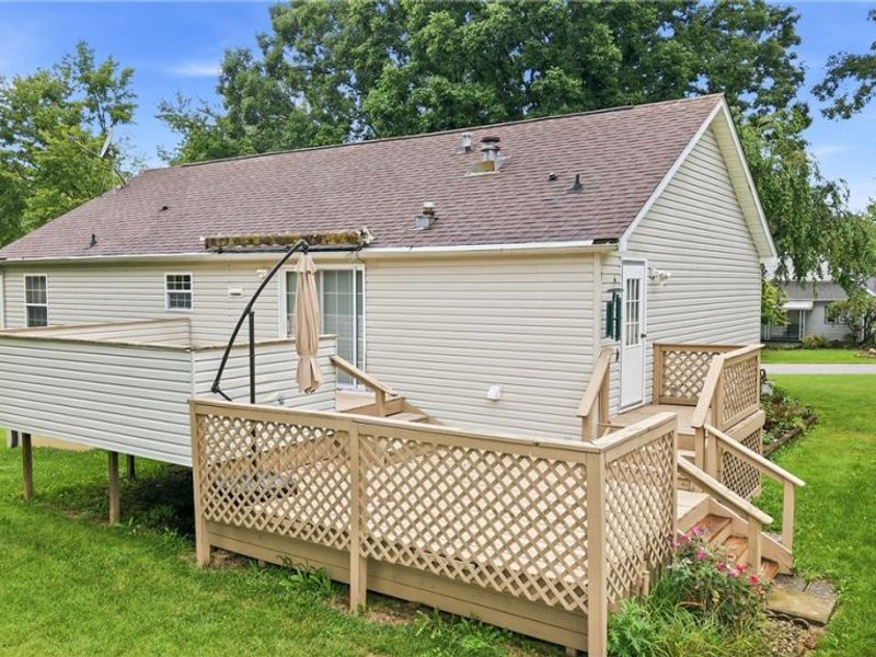 477 Erie Street , Hubbard, OH 44425 Photo 27
