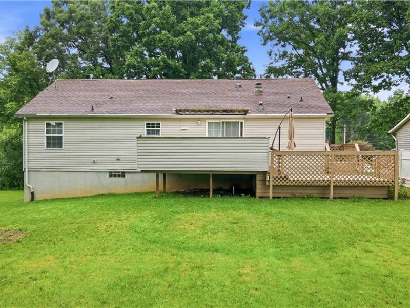 477 Erie Street , Hubbard, OH 44425 Photo 29