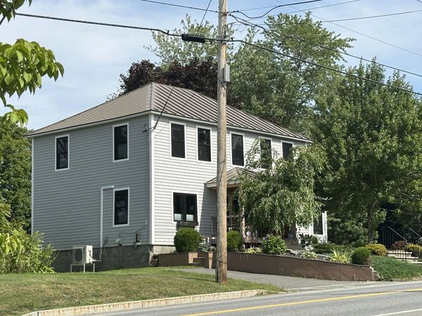 101 Main Street , Belgrade, ME 04917