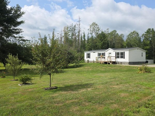 32 Beans Corner Road, Pittsfield, ME 04967