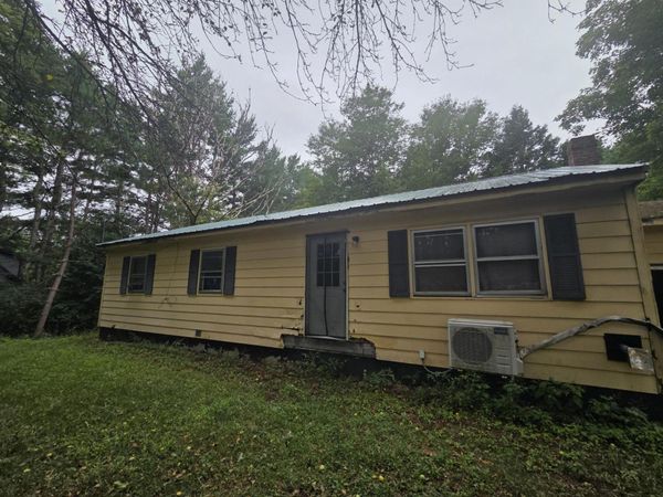 570 Ridge Road , Windsor, ME 04363