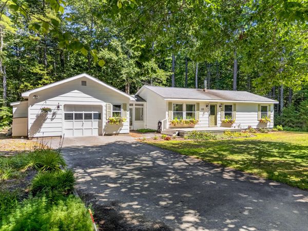 23 Nichols Road , Boothbay, ME 04544