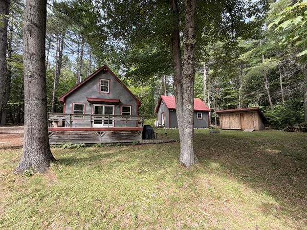 3 Cemetery Road, Greenwood, ME 04255