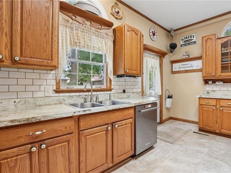 166 New Hampshire Avenue, London, OH 43140 Photo 15