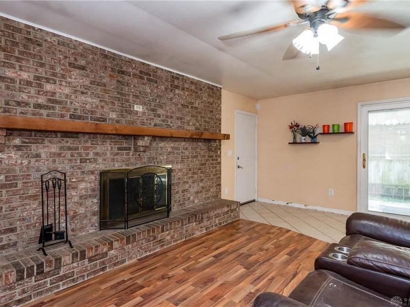 4959 Strathaven Drive, Mad River Township, OH 45424 Photo 10