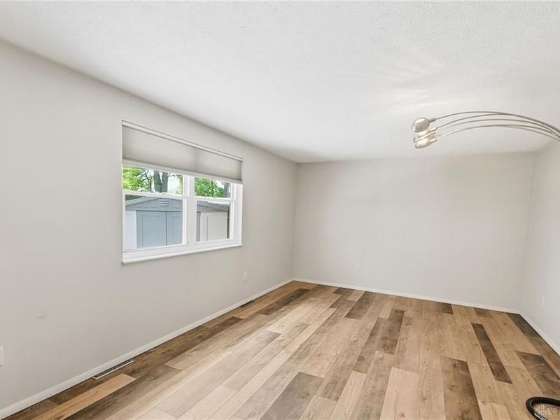 1032 W Alkaline Springs Road, Vandalia, OH 45377 Photo 12