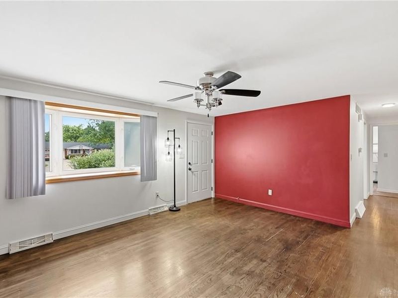 1032 W Alkaline Springs Road, Vandalia, OH 45377 Photo 5