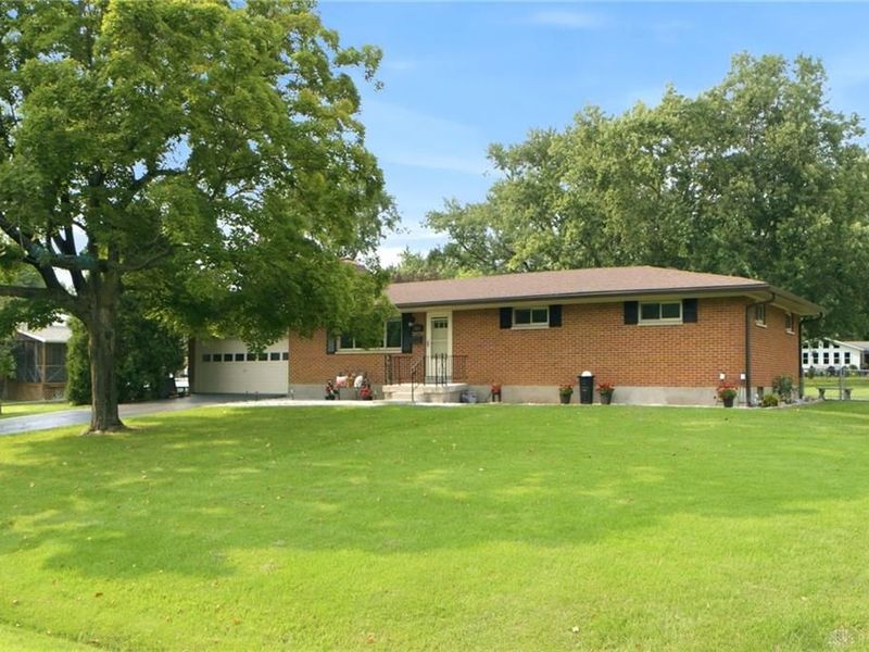 4186 Nedra Drive, Bellbrook, OH 45305 Photo 3