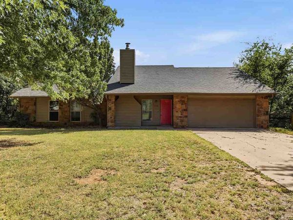 219 E Rogers Drive, Stillwater, OK 74075