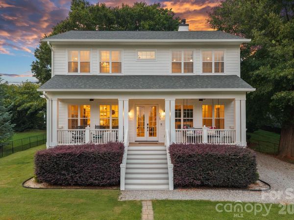 135 Surfside Lane, Mooresville, NC 28117