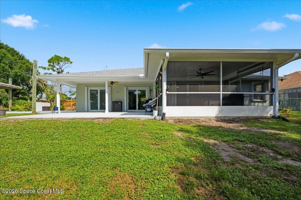 402 Concha Drive , Sebastian, FL 32958 Photo