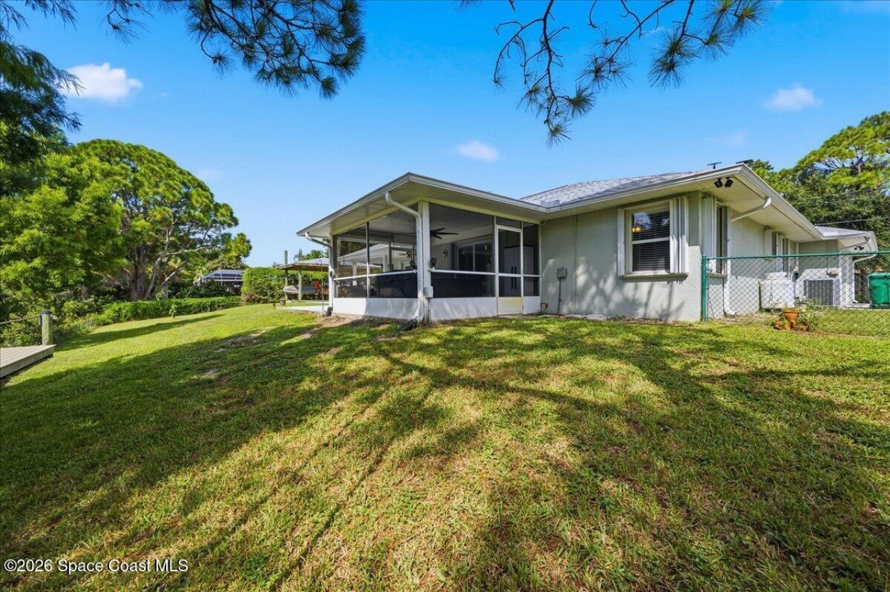 402 Concha Drive , Sebastian, FL 32958 Photo