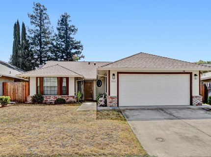 5112 Laguna Park Dr, Elk Grove, CA 95758 Photo