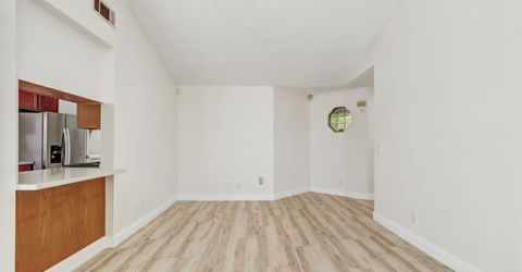 5112 Laguna Park Dr, Elk Grove, CA 95758 Photo