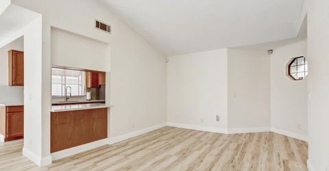 5112 Laguna Park Dr, Elk Grove, CA 95758 Photo