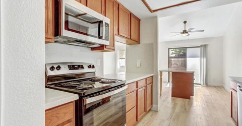 5112 Laguna Park Dr, Elk Grove, CA 95758 Photo