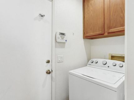 5112 Laguna Park Dr, Elk Grove, CA 95758 Photo