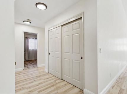5112 Laguna Park Dr, Elk Grove, CA 95758 Photo