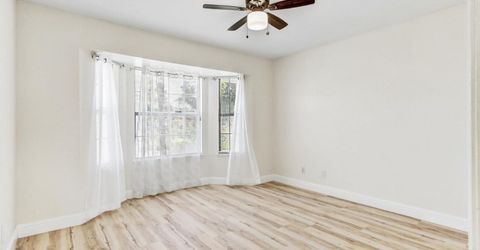 5112 Laguna Park Dr, Elk Grove, CA 95758 Photo