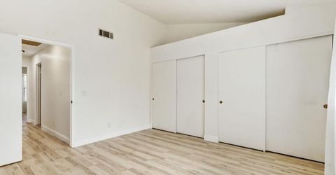 5112 Laguna Park Dr, Elk Grove, CA 95758 Photo