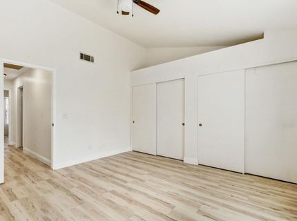 5112 Laguna Park Dr, Elk Grove, CA 95758 Photo