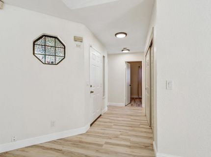 5112 Laguna Park Dr, Elk Grove, CA 95758 Photo