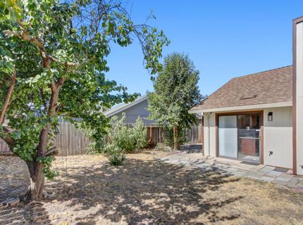 5112 Laguna Park Dr, Elk Grove, CA 95758 Photo