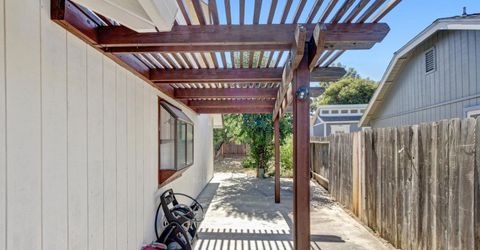 5112 Laguna Park Dr, Elk Grove, CA 95758 Photo