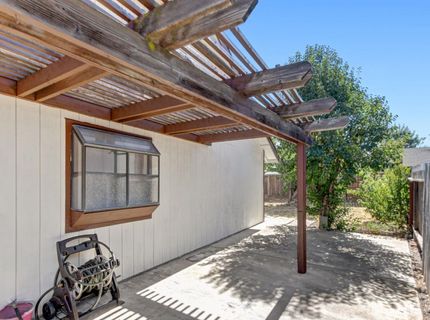 5112 Laguna Park Dr, Elk Grove, CA 95758 Photo