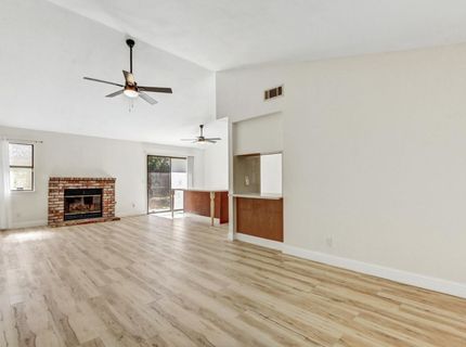 5112 Laguna Park Dr, Elk Grove, CA 95758 Photo