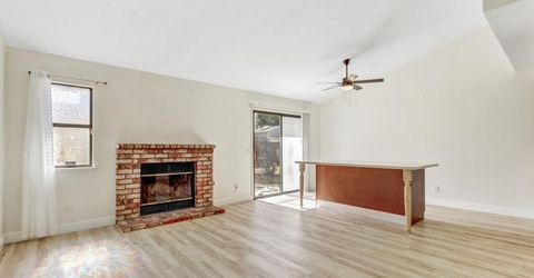 5112 Laguna Park Dr, Elk Grove, CA 95758 Photo